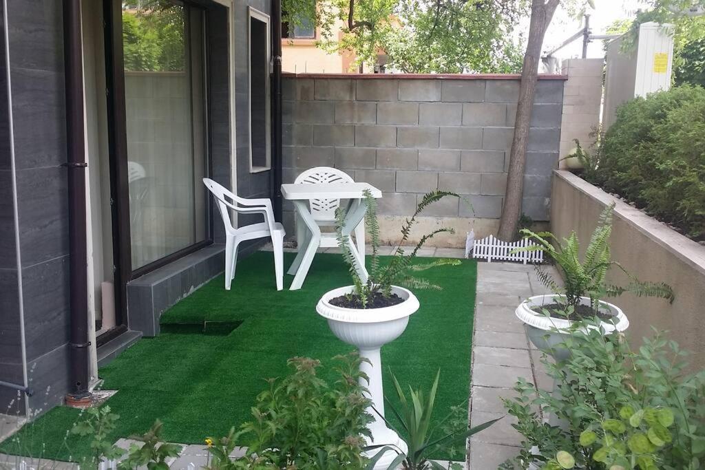 In The Center Of Sarafovo Apartment